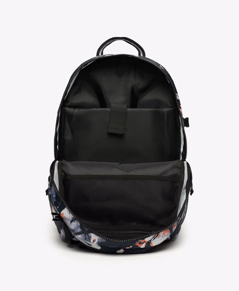 アウトドア用28Lバックパック