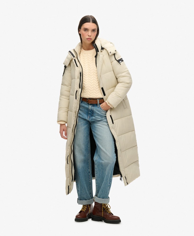 ペリカンのリップストップロングラインパファージャケット