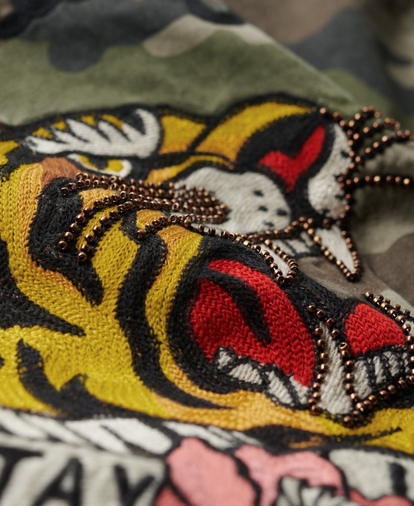 フレンチカモグリーンの刺繍入りm65ミリタリージャケット