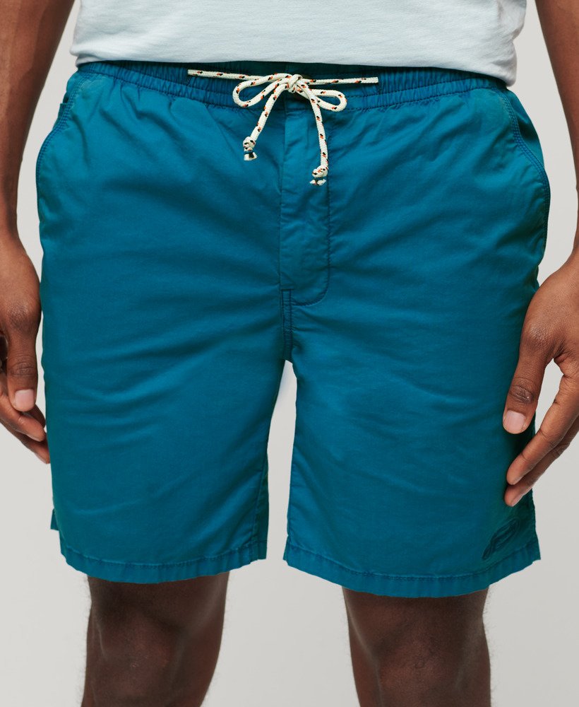 キーサイドブルーのウォークショーツ
