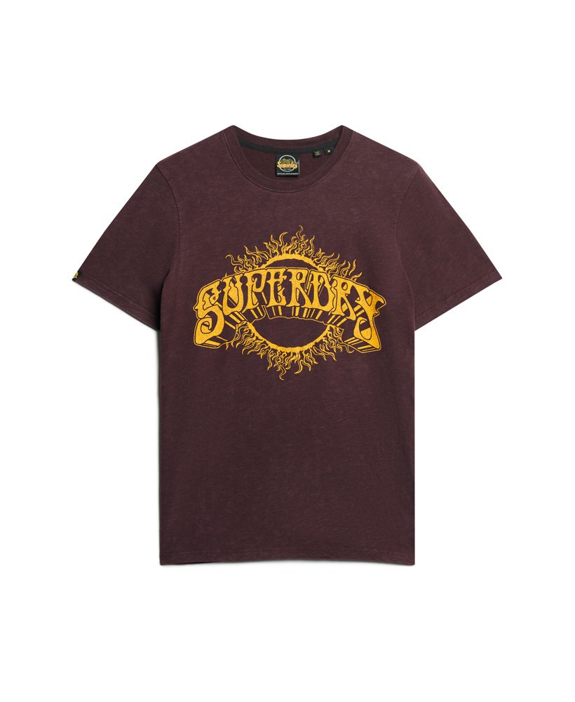 70年代のローファイグラフィックバンドtシャツ(深みのあるバーガンディスラブ)