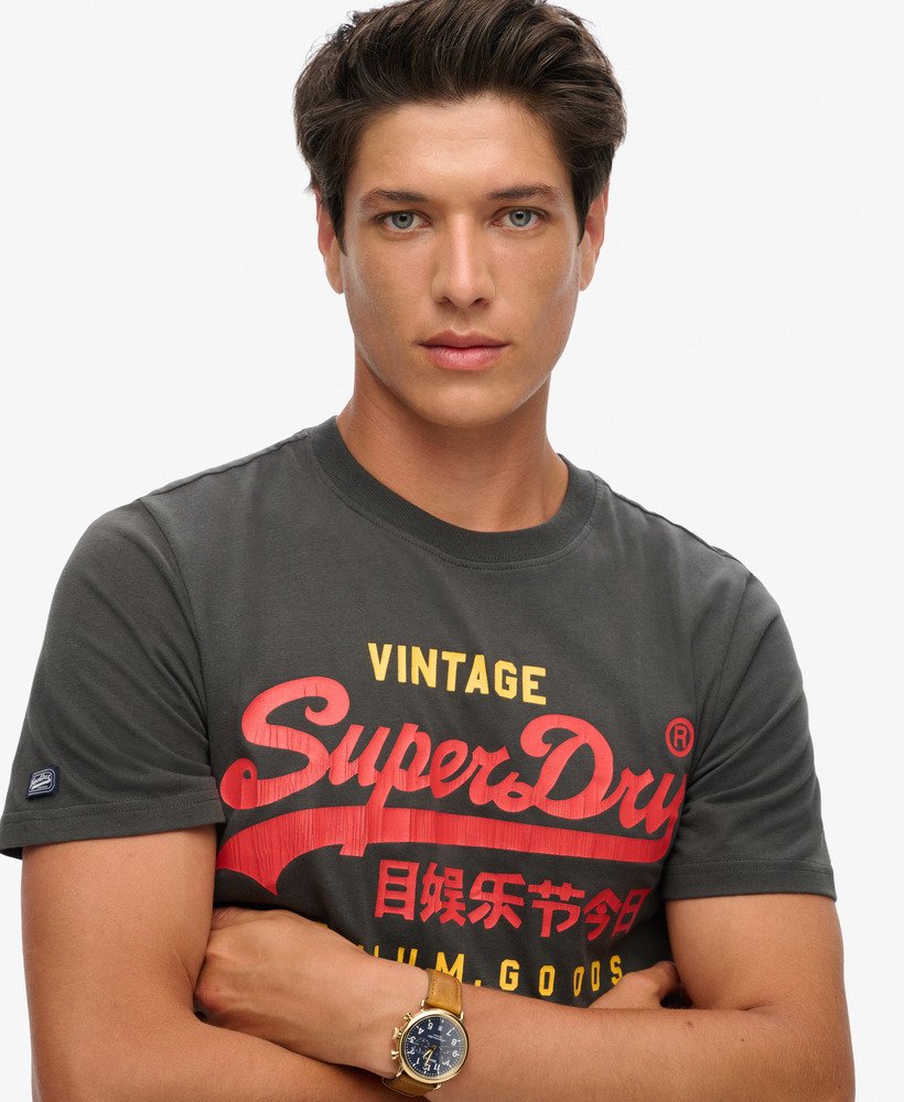 クラシックなヴィンテージロゴ ヘリテージtシャツ(ウォッシュドブラック)