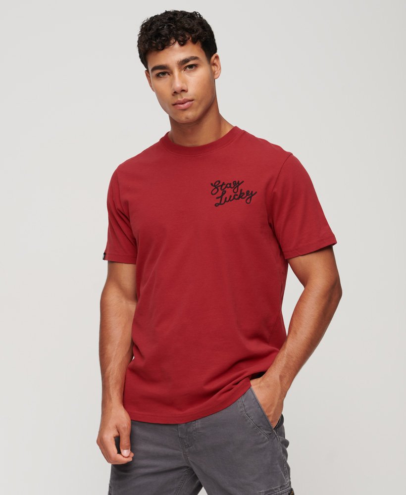 ステイラッキー グラフィックtシャツ(チリペッパーレッド)