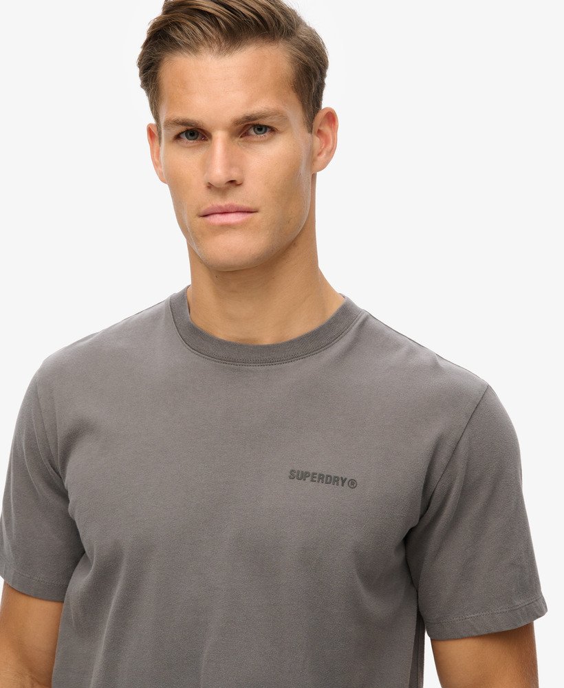 ダークスレートグレーのオーバーダイロゴルーズtシャツ