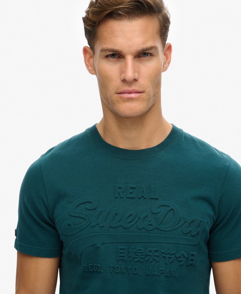 エンボス加工のヴィンテージロゴtシャツ(ダークパイングリーン)