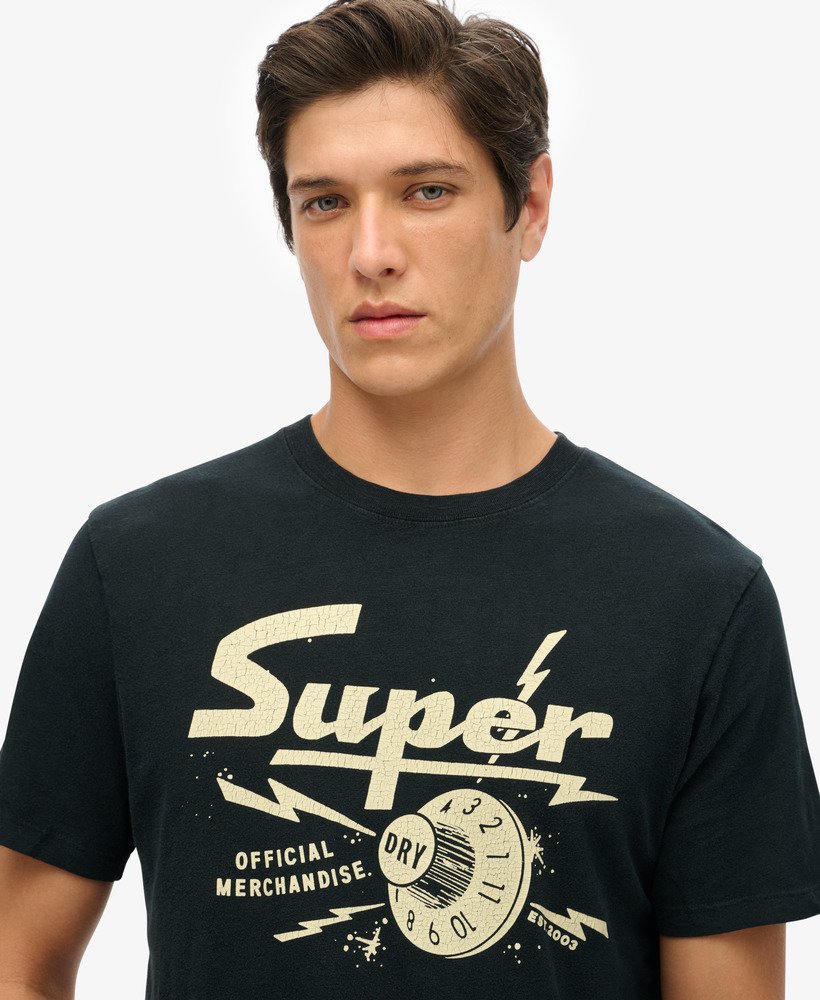 レトロロッカーグラフィックtシャツ(ジェットブラック)