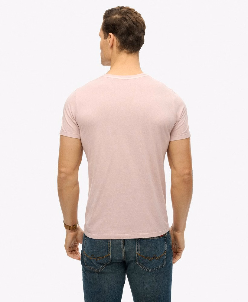 定番のポケット付きTシャツ