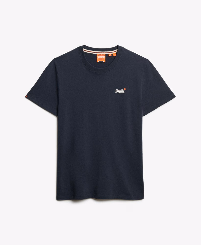 定番の刺繍入りTシャツ