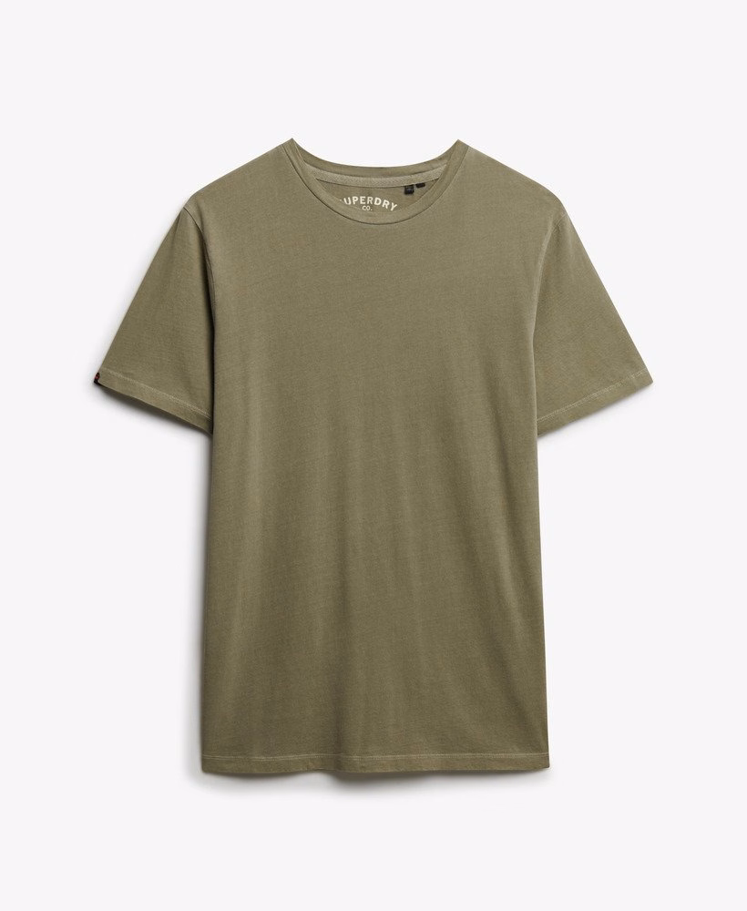 定番のエッセンシャルTシャツ