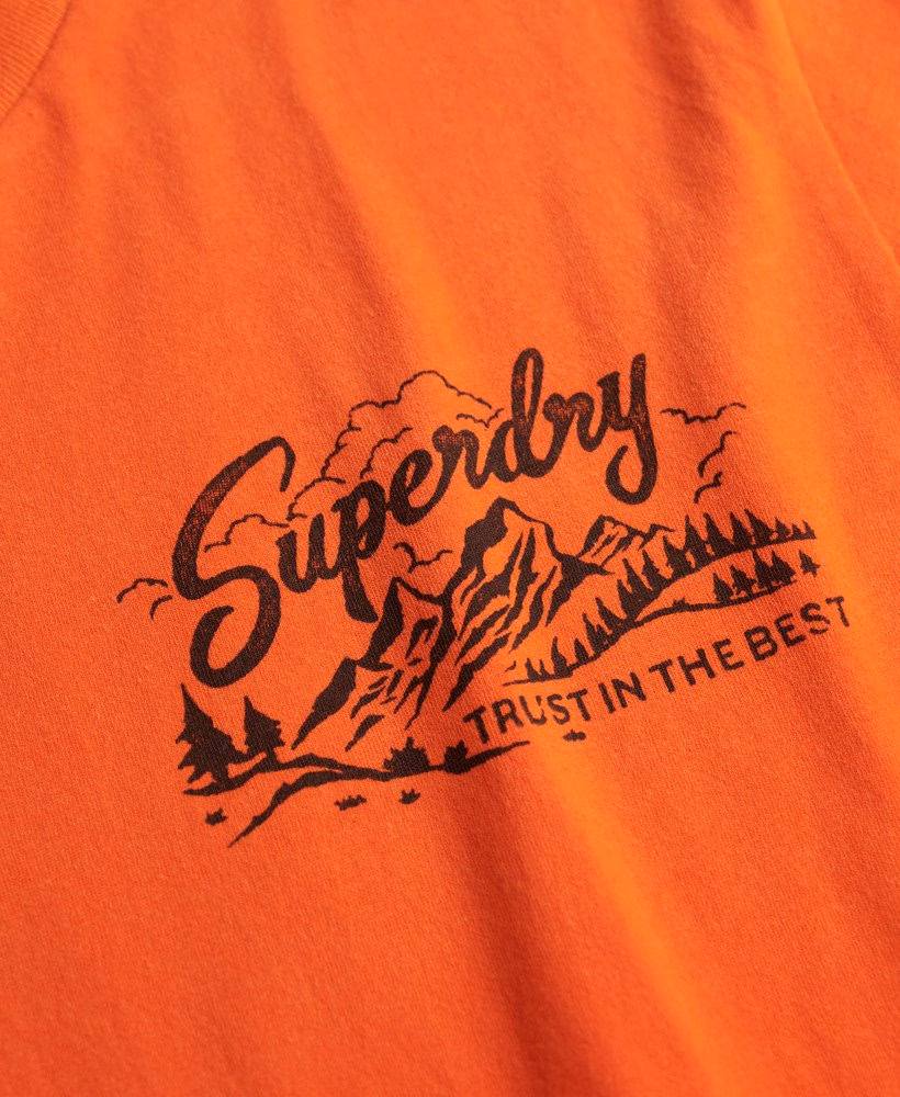 ローファイ・アウトドア・リラックスTシャツ