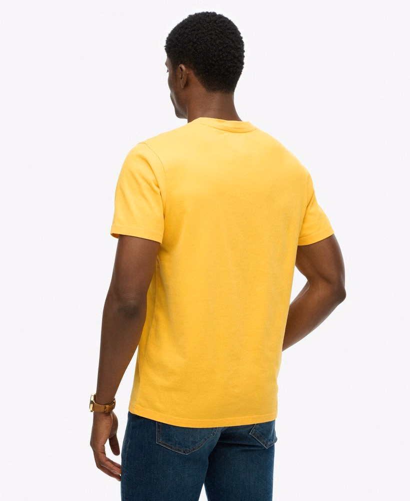 ローファイアウトドアチェストTシャツ