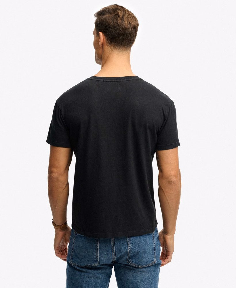 クラシックなコットンリネンポケットTシャツ