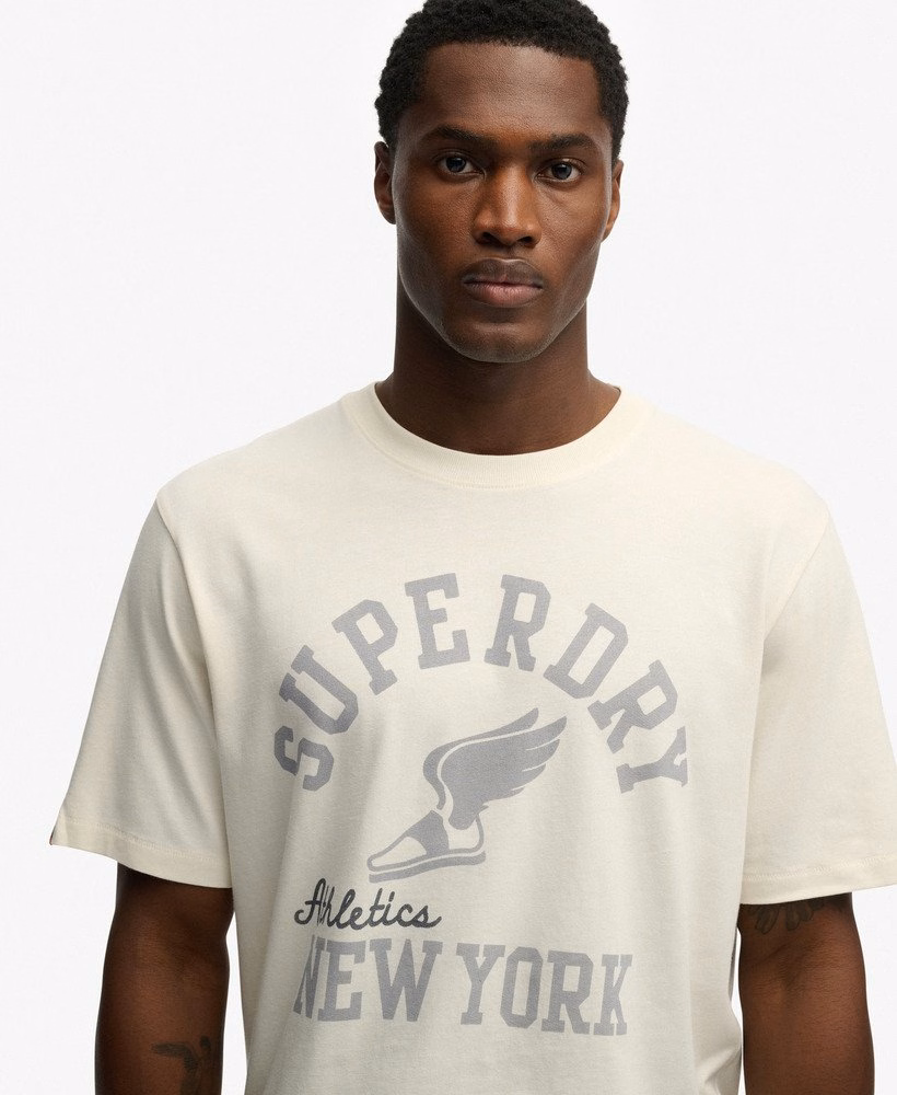 アスレチックエッセンシャルズTシャツ