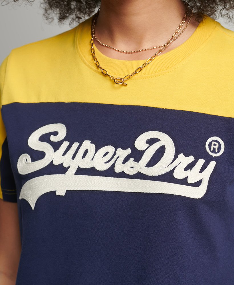 リッチネイビーのヴィンテージロゴ カレッジtシャツ