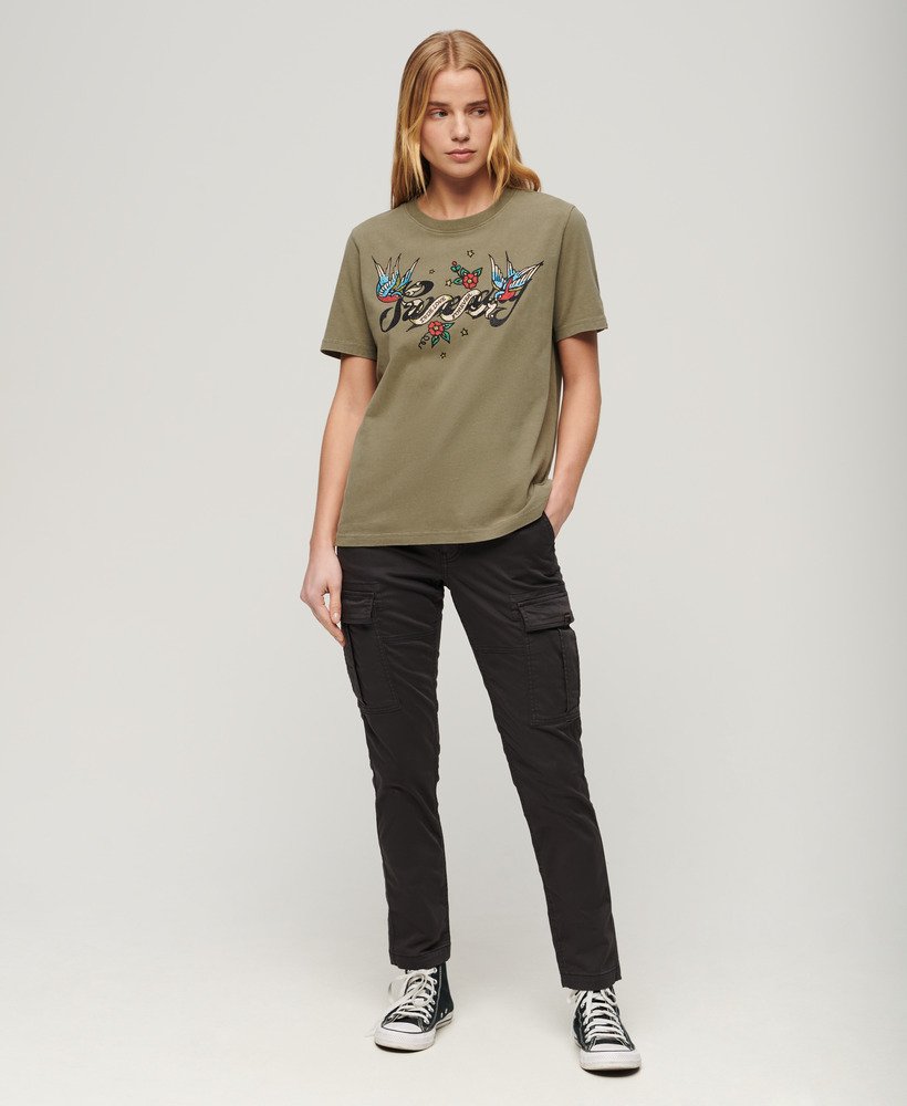 モスカーキのタトゥースクリプトグラフィックtシャツ