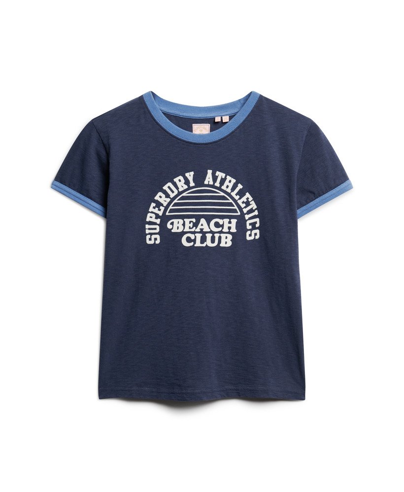 アスレチック エッセンシャルズ ビーチ グラフィック リンガー tシャツ(リッチスト ネイビー)