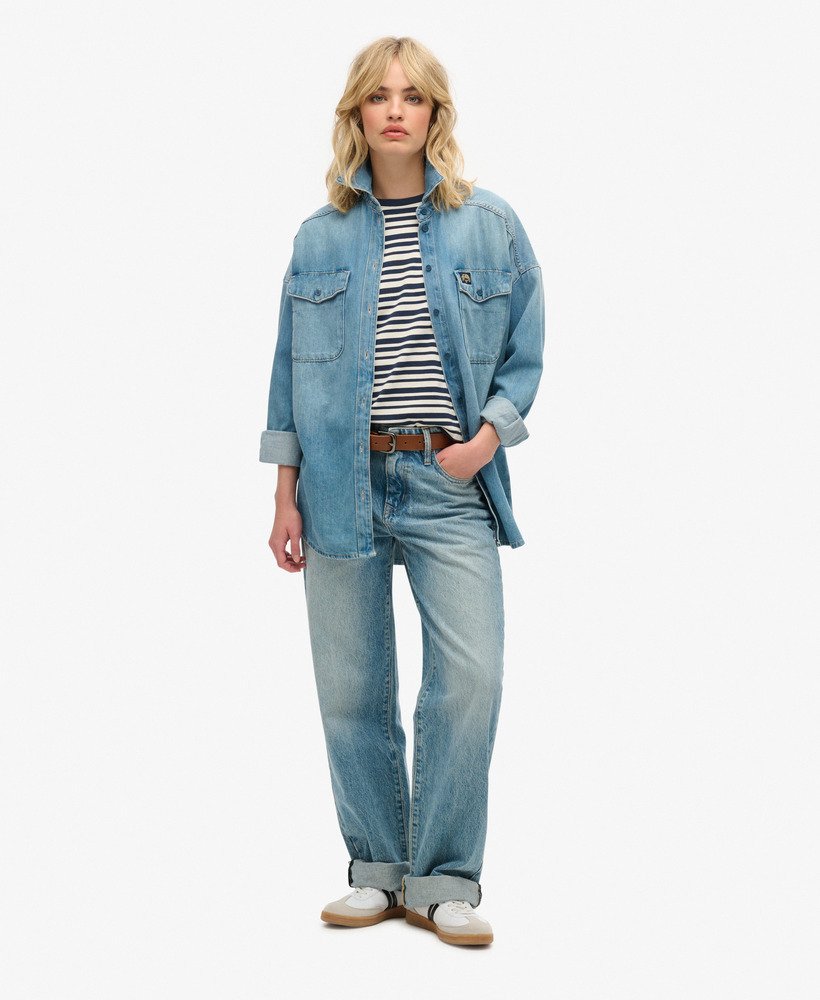 エッセンシャル ロゴ ストライプ フィット t シャツ(リッチネイビーストライプ)