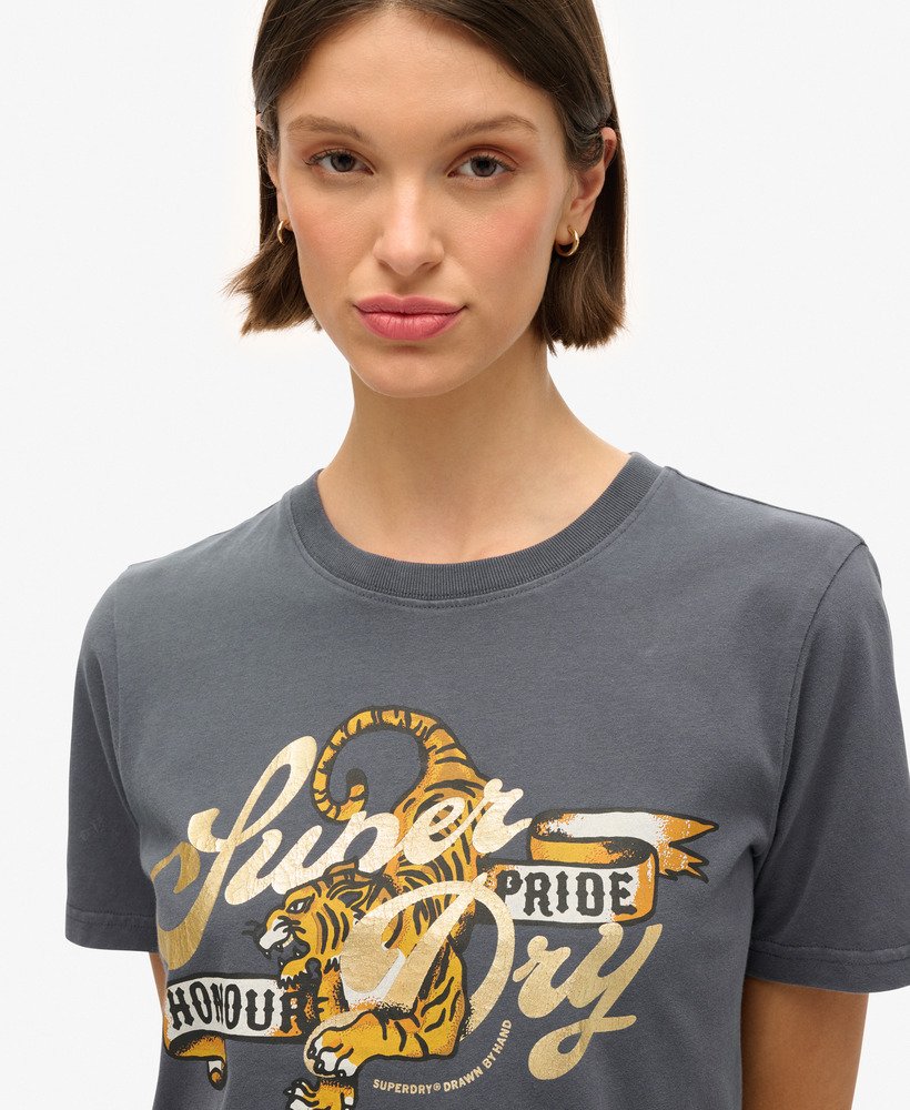 タトゥー スクリプト リラックス tシャツ(エボニー)