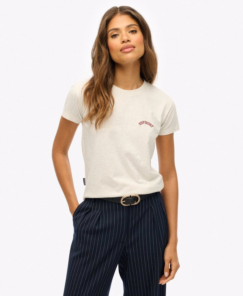 エッセンシャルロゴ入りフィットTシャツ