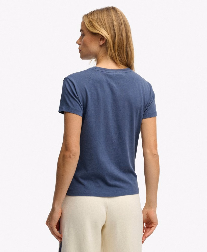 エッセンシャルロゴ入りフィットTシャツ