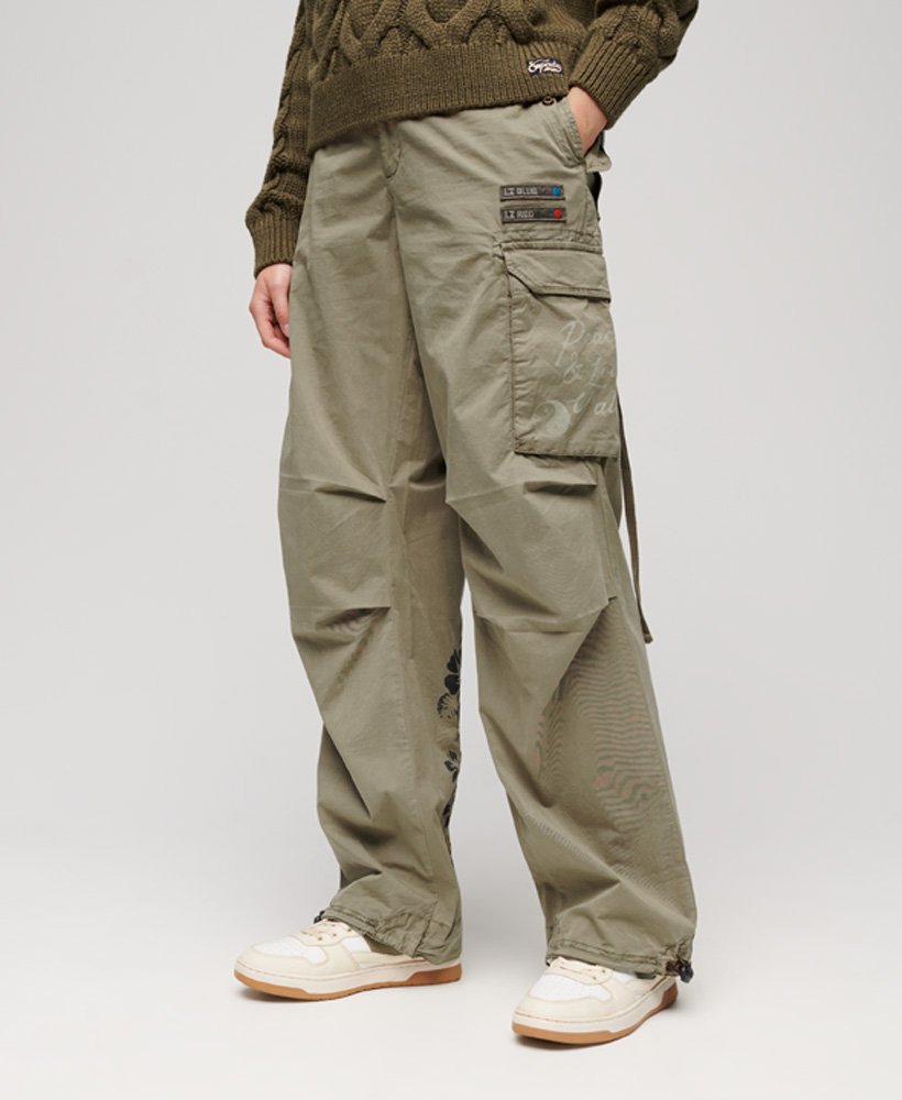 superdry x ringspun ボーイフレンド カーゴパンツ(チャイブグリーン)